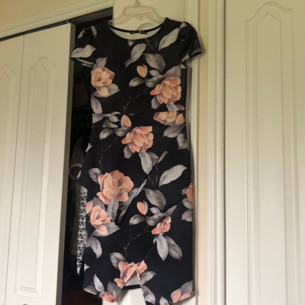 Black and peach floral dress size 6